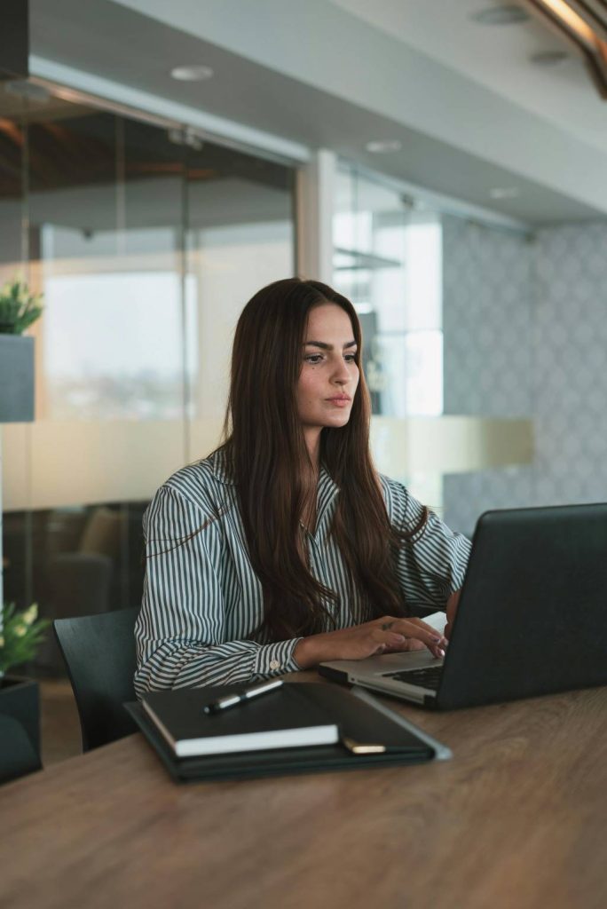 Créer une micro-entreprise facilement : guide étape par étape